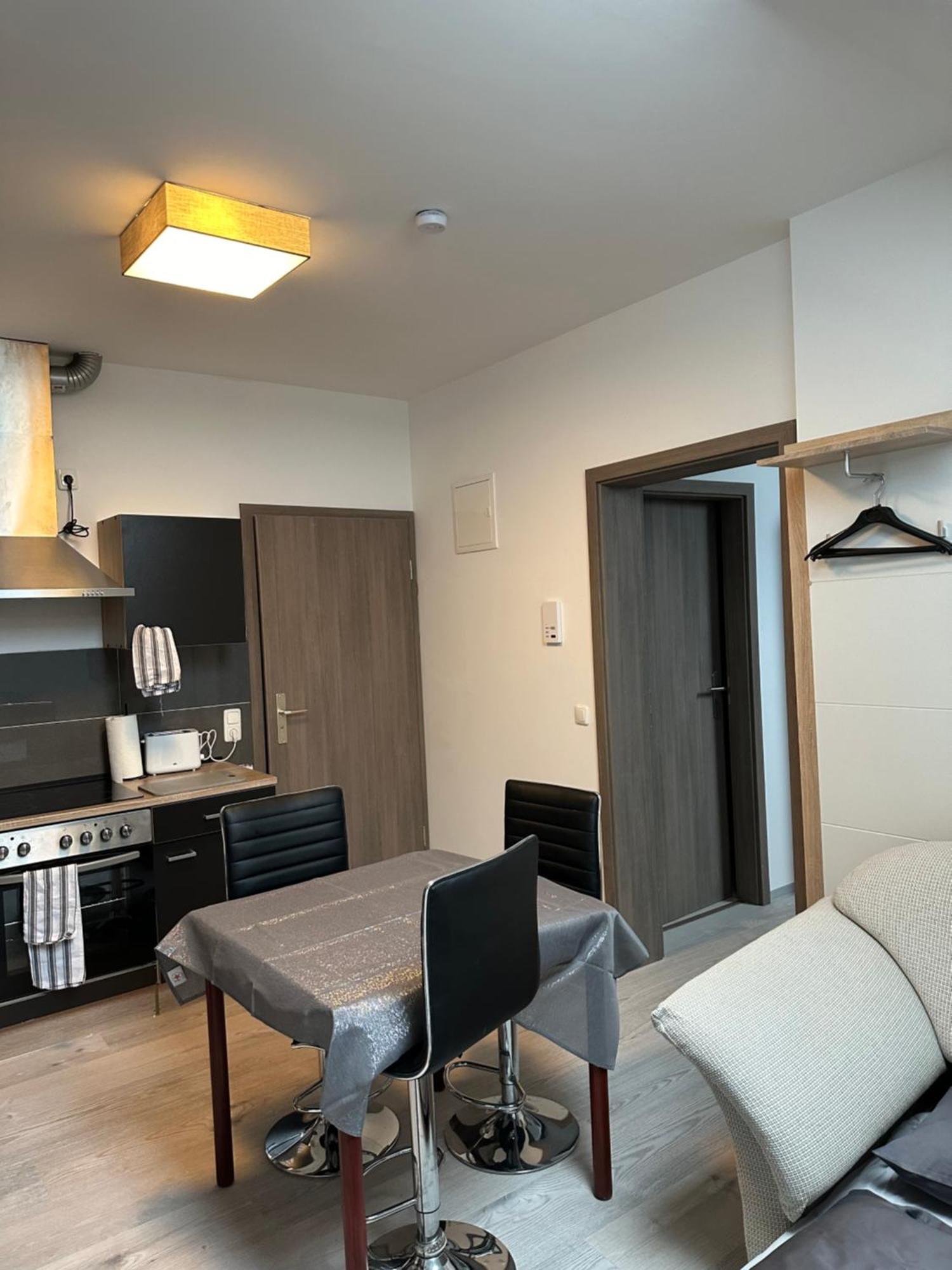 Zwillinge Ferienwohnung Am Markt Finkenburg Exteriör bild